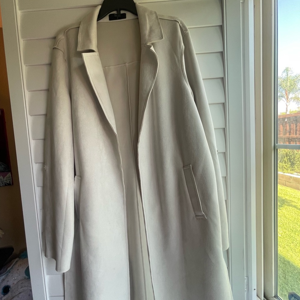 Elegant Cream Women's Coat